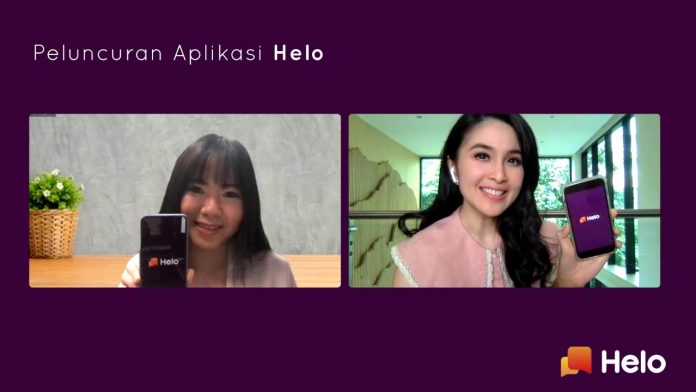 Indira Melik, Country Head of Operations Helo Indonesia & Sandra Dewi, Artis & Pengguna Helo dalam Acara Perilisan Aplikasi Helo