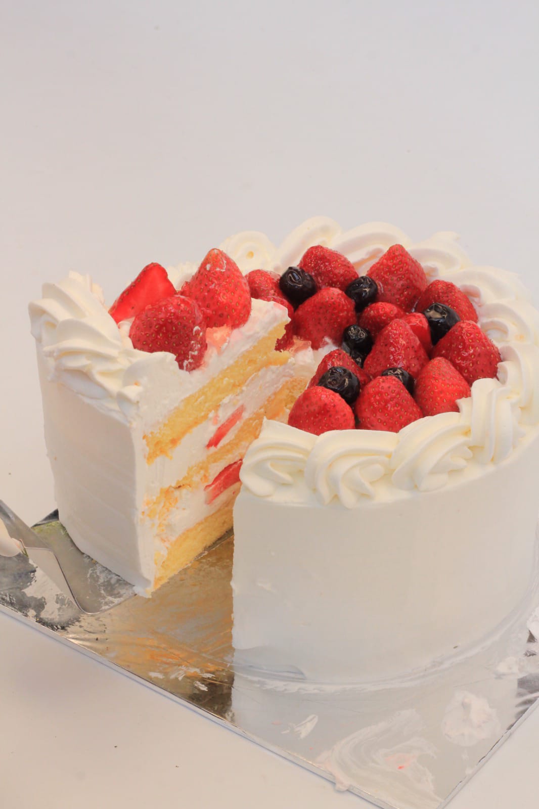 Cake Kekinian, Mille Crepe by Delchi Patisserie yang Menggoda Selera