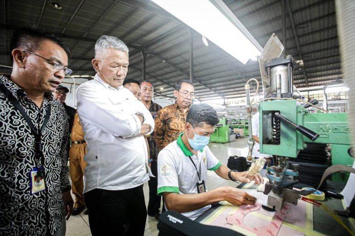 170713456399-pemkot-dorong-bangkitnya-industri-di-kota-bandung