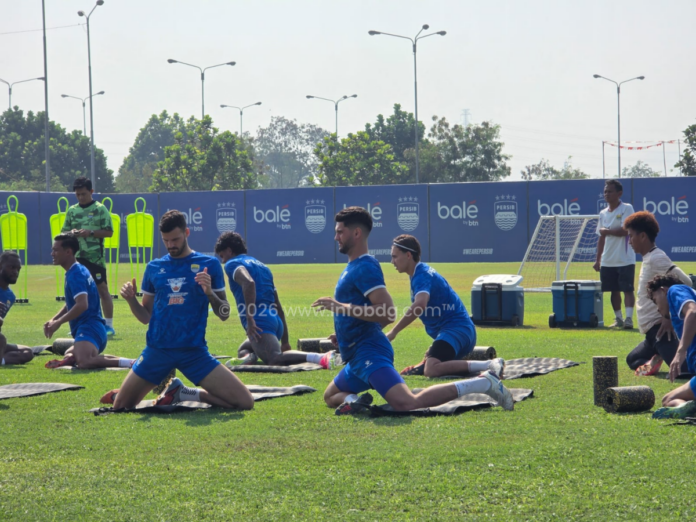 PERSIB gelar latihan hari ini tanpa berguinho dan frans putros