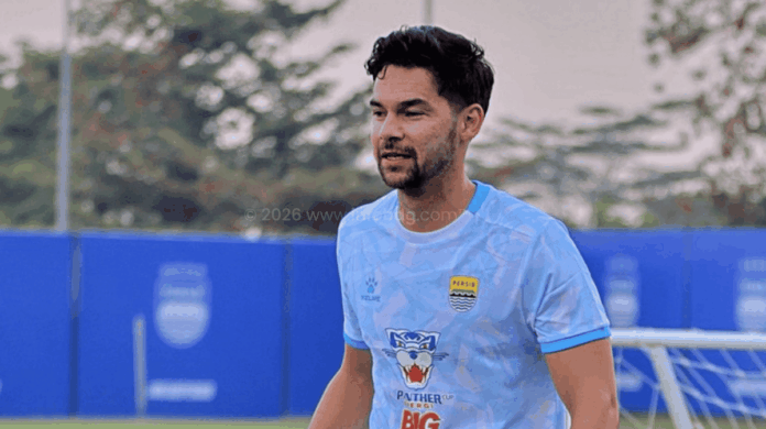 sandy walsh persib